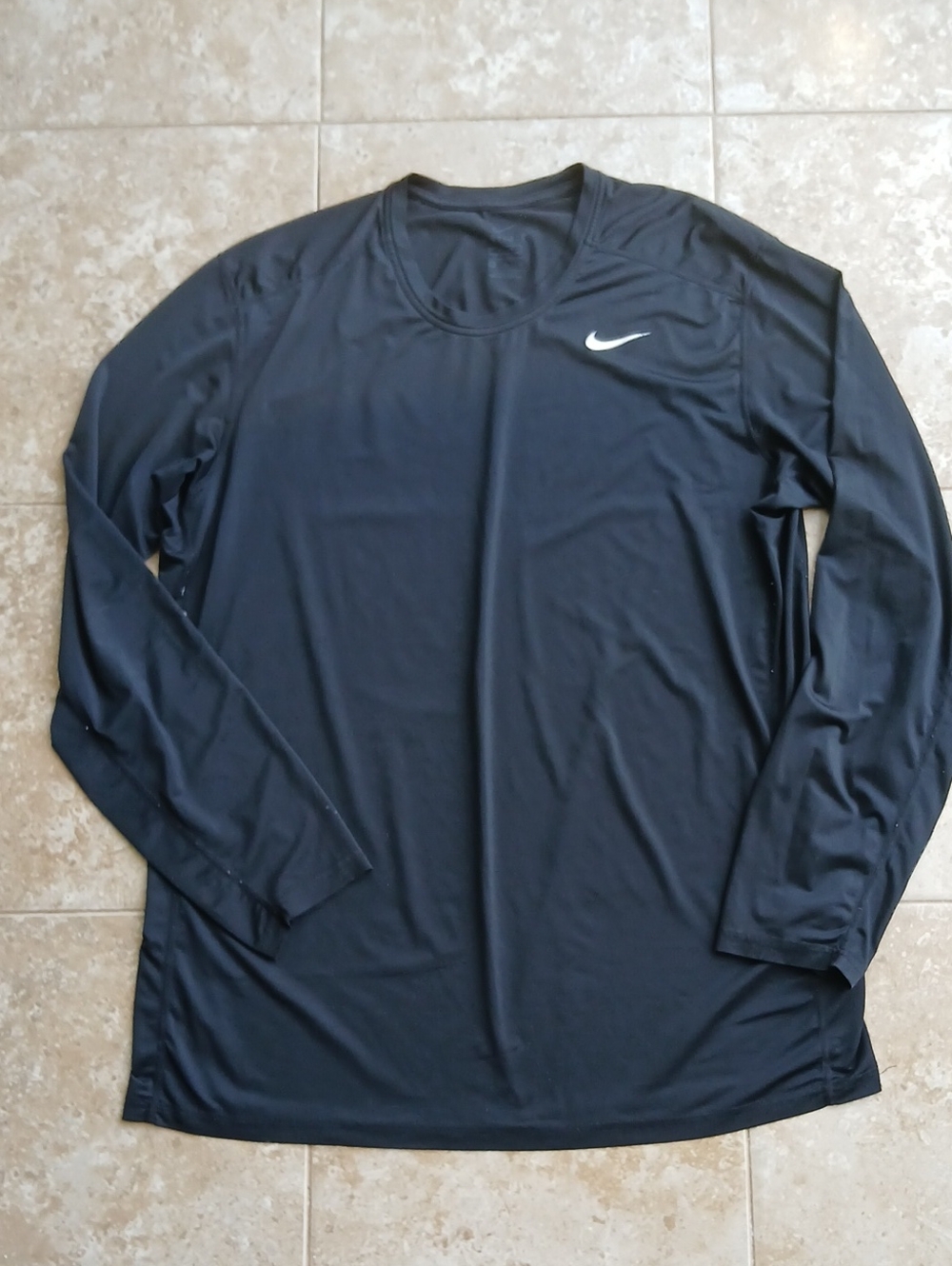 Nike Dri-Fit Fitted Men’s Long-Sleeve Performance Tee